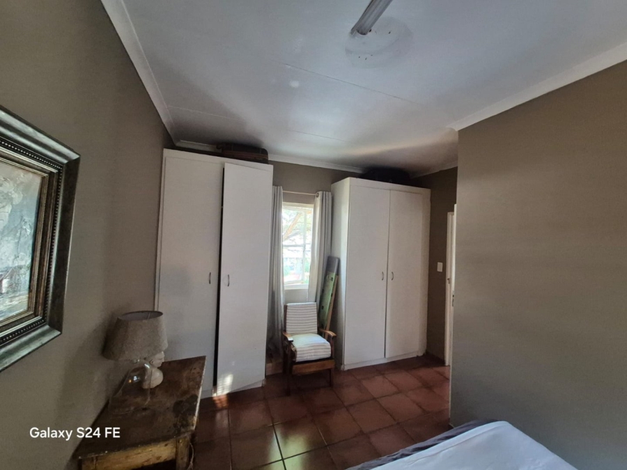 2 Bedroom Property for Sale in Waterval East North West